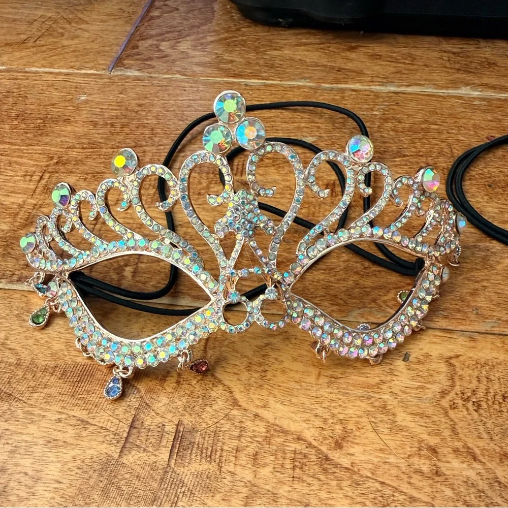 Rhinestone Crystal Masquerade Mask - Iridescent Rose Gold